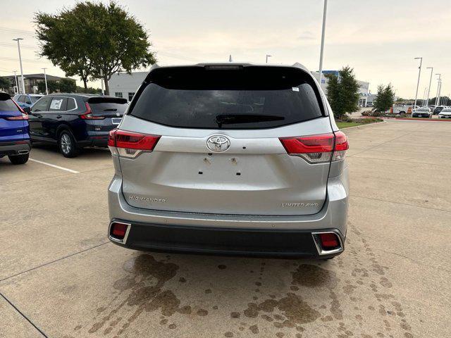 used 2019 Toyota Highlander car, priced at $32,527