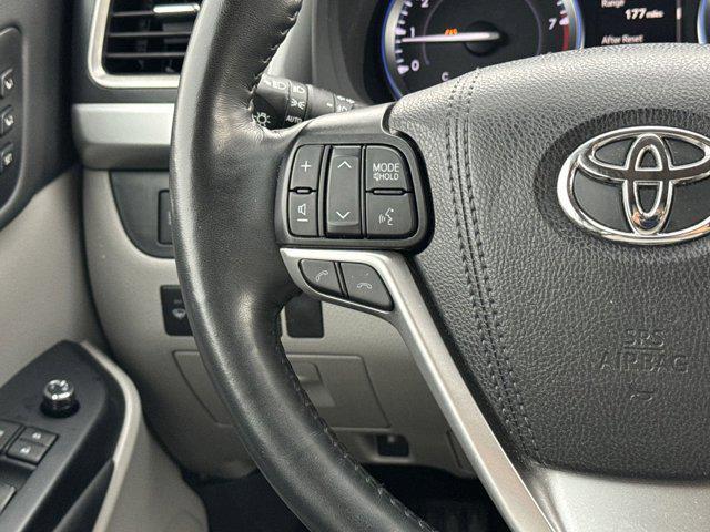 used 2019 Toyota Highlander car, priced at $32,527