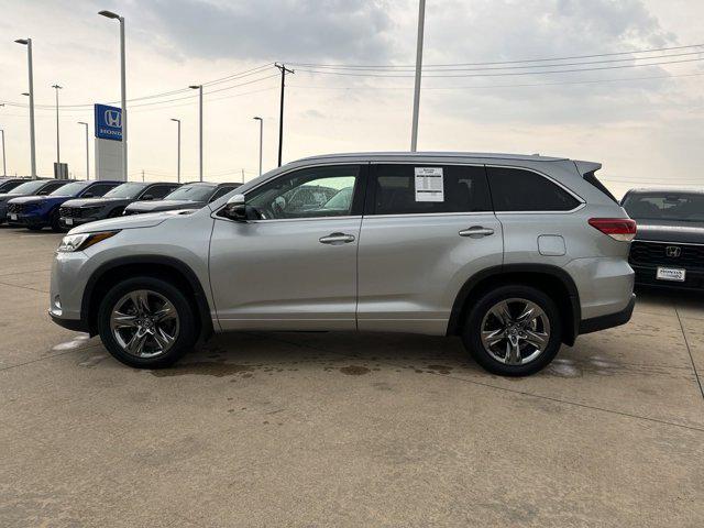 used 2019 Toyota Highlander car, priced at $32,527