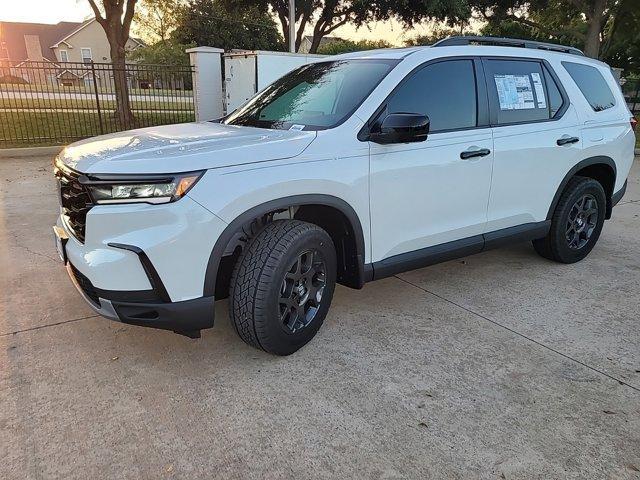 new 2025 Honda Pilot car