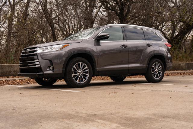 used 2019 Toyota Highlander car, priced at $27,894