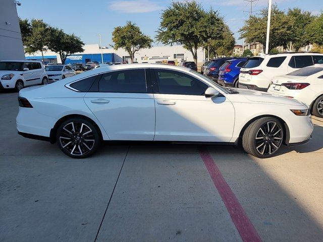 new 2025 Honda Accord Hybrid car