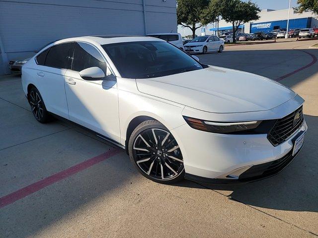 new 2025 Honda Accord Hybrid car