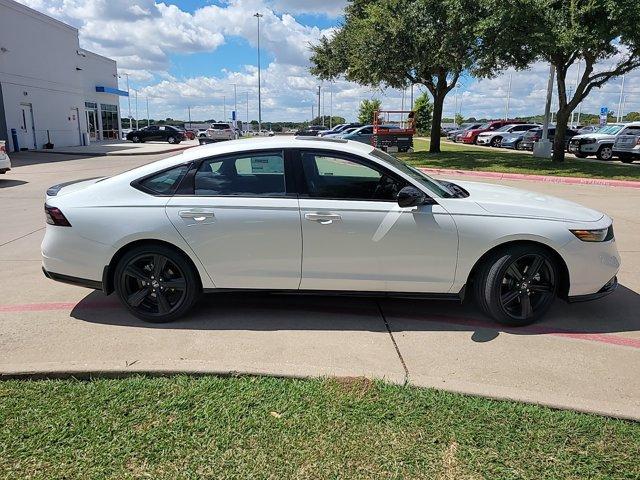 new 2024 Honda Accord Hybrid car