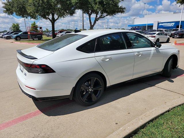 new 2024 Honda Accord Hybrid car