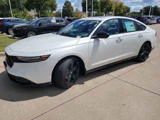 new 2024 Honda Accord Hybrid car