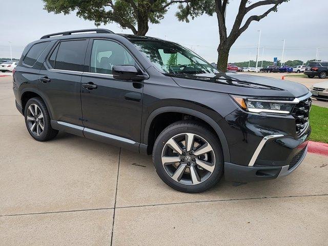 used 2025 Honda Pilot car, priced at $46,987