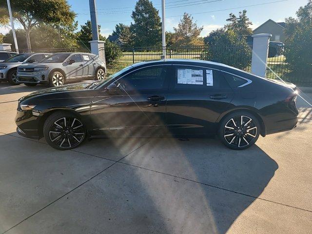 new 2024 Honda Accord Hybrid car