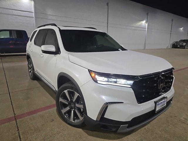 new 2025 Honda Pilot car