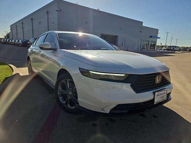 new 2025 Honda Accord Hybrid car