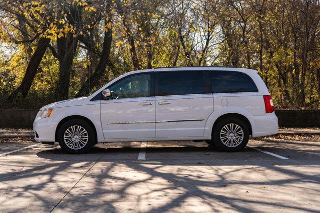 used 2014 Chrysler Town & Country car, priced at $10,700