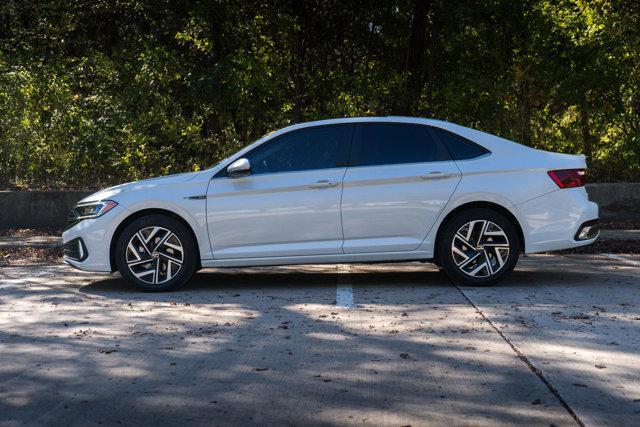 used 2024 Volkswagen Jetta car, priced at $26,900