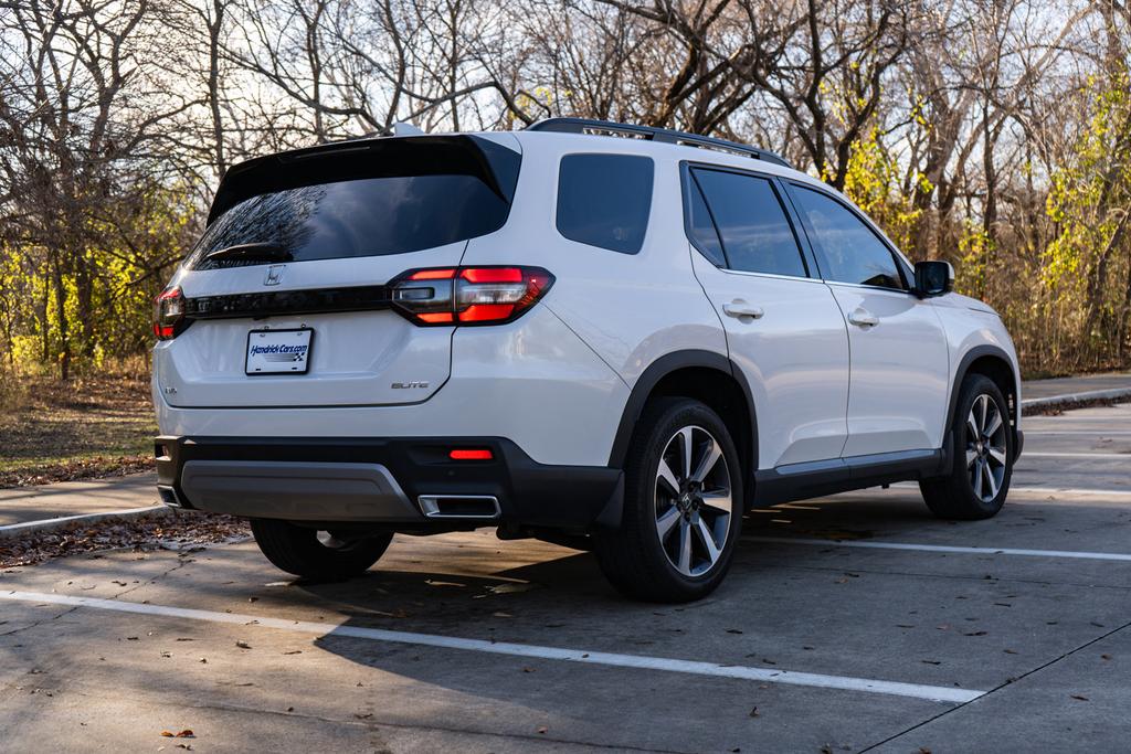 used 2023 Honda Pilot car, priced at $43,169