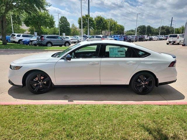 new 2024 Honda Accord Hybrid car