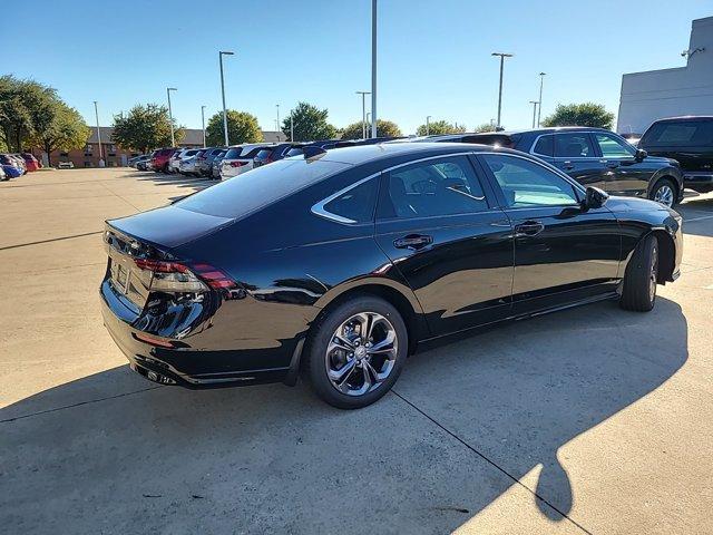 new 2025 Honda Accord Hybrid car