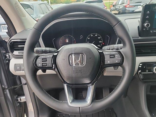 new 2025 Honda Pilot car