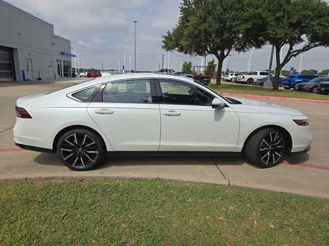 new 2024 Honda Accord Hybrid car