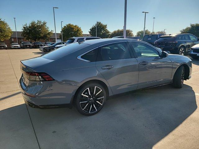 new 2025 Honda Accord Hybrid car