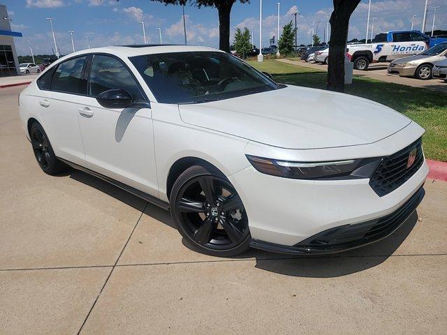 new 2024 Honda Accord Hybrid car