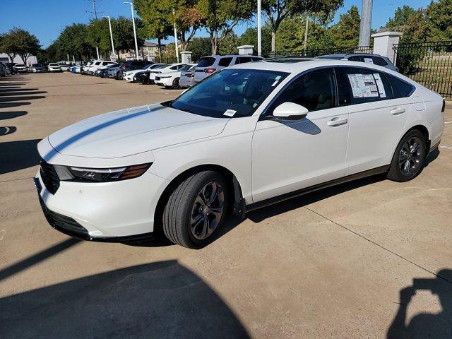 new 2024 Honda Accord Hybrid car