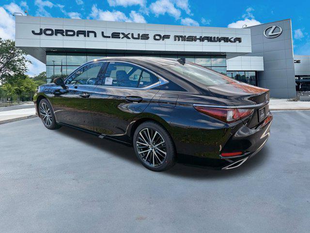 new 2025 Lexus ES 350 car, priced at $47,131