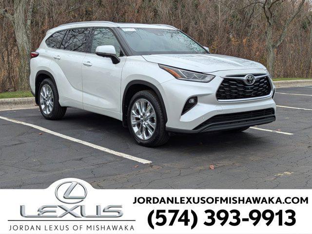 used 2023 Toyota Highlander car, priced at $36,999