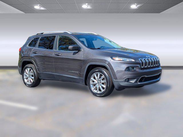 used 2016 Jeep Cherokee car, priced at $4,999