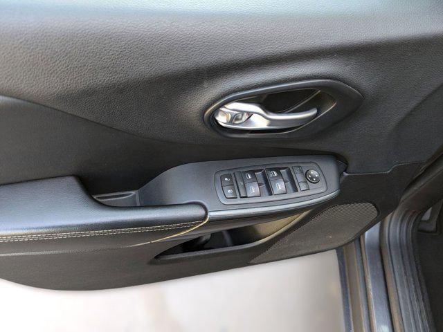 used 2016 Jeep Cherokee car, priced at $4,999