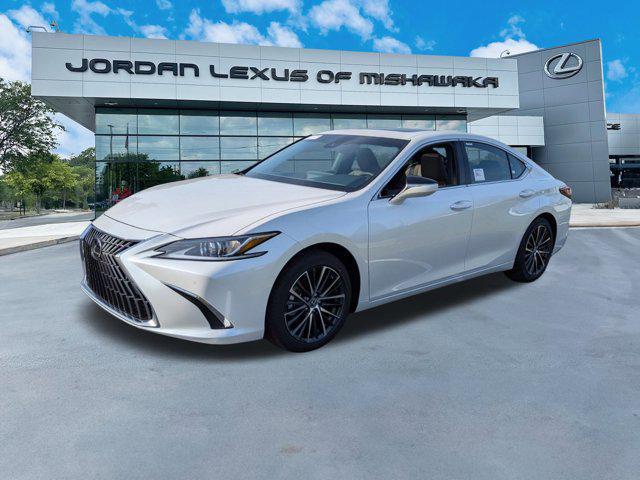 new 2025 Lexus ES 350 car, priced at $48,111