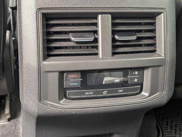 used 2022 Volkswagen Atlas car, priced at $25,999