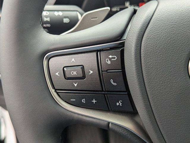 new 2025 Lexus ES 350 car, priced at $47,839