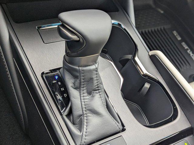 new 2025 Lexus ES 350 car, priced at $47,839