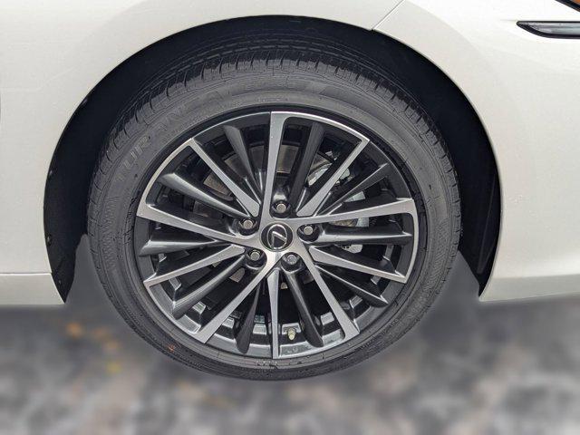 new 2025 Lexus ES 350 car, priced at $47,839