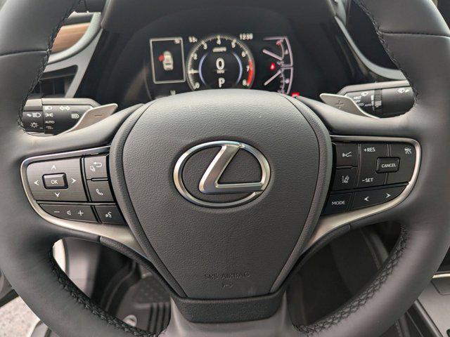 new 2025 Lexus ES 350 car, priced at $47,839