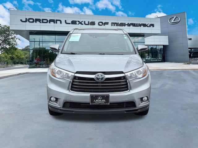 used 2016 Toyota Highlander car, priced at $21,609