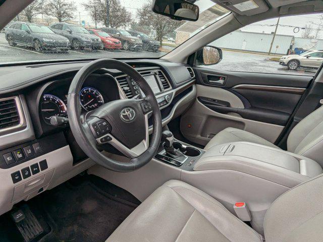 used 2016 Toyota Highlander car, priced at $21,609