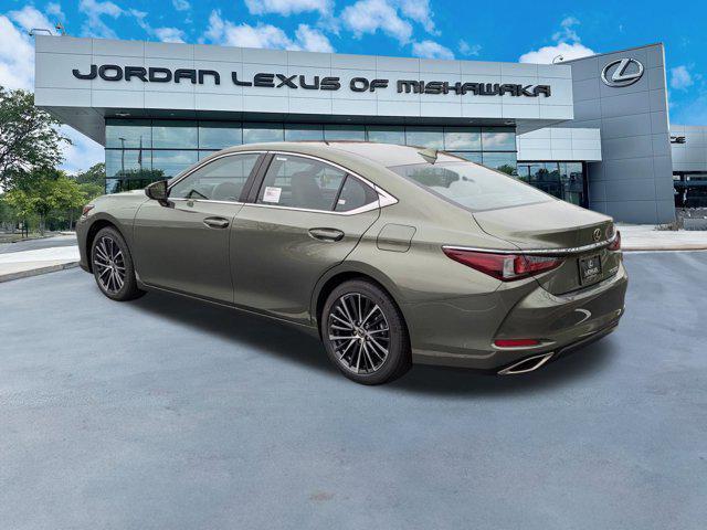 new 2025 Lexus ES 350 car, priced at $47,221