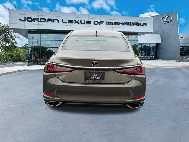 new 2025 Lexus ES 350 car, priced at $47,221