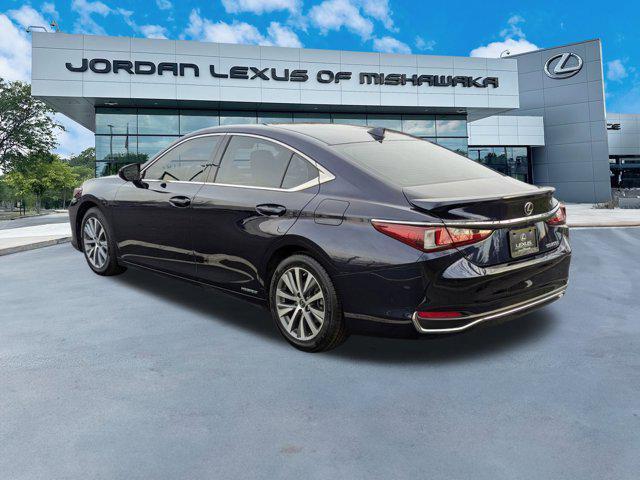 used 2020 Lexus ES 300h car, priced at $30,497