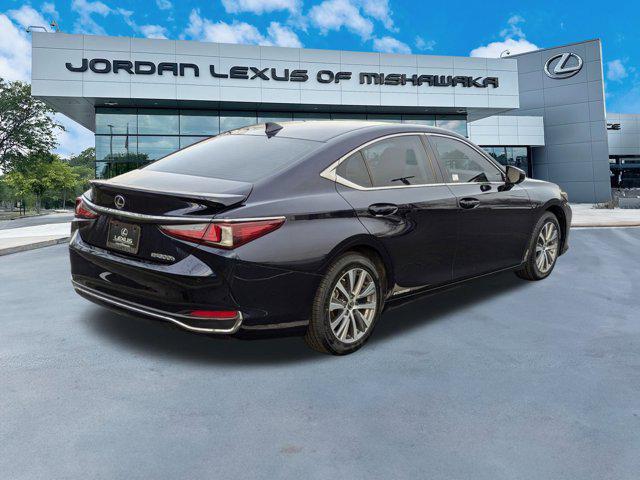 used 2020 Lexus ES 300h car, priced at $30,497