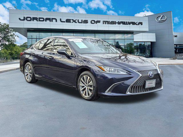 used 2020 Lexus ES 300h car, priced at $30,497