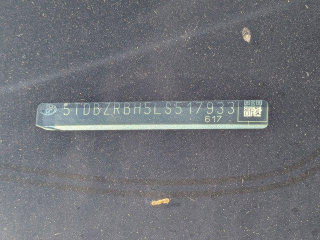 used 2020 Toyota Highlander car, priced at $26,999