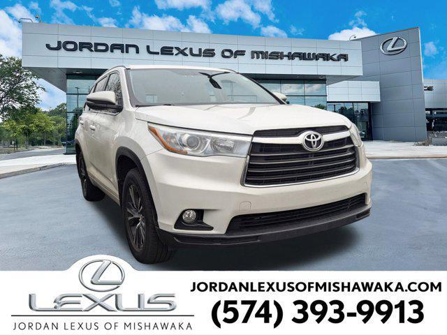 used 2016 Toyota Highlander car, priced at $21,999