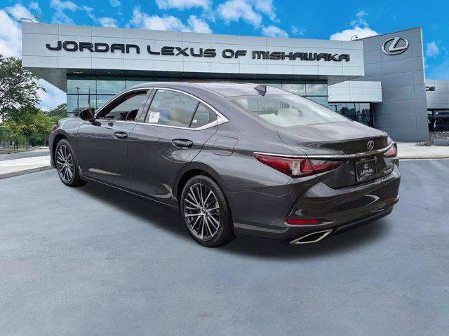 new 2025 Lexus ES 350 car, priced at $48,201