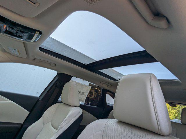 new 2025 Lexus RX 350 car, priced at $63,881