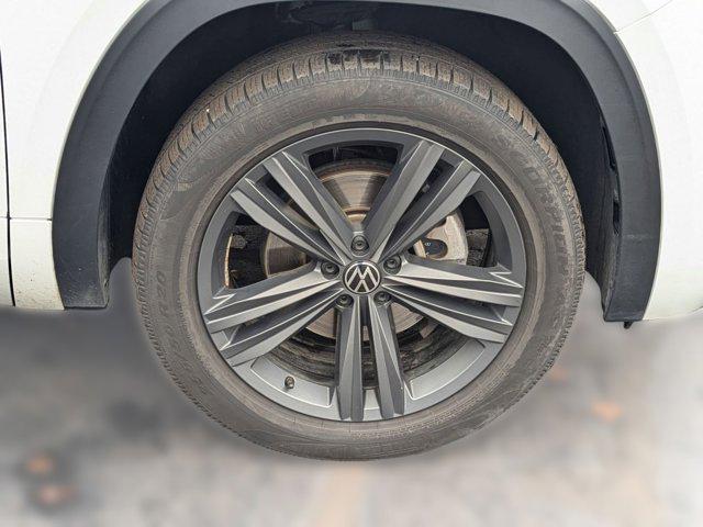 used 2020 Volkswagen Atlas Cross Sport car, priced at $19,999