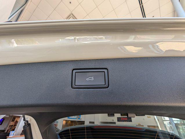 new 2026 Volkswagen Tiguan car, priced at $43,544