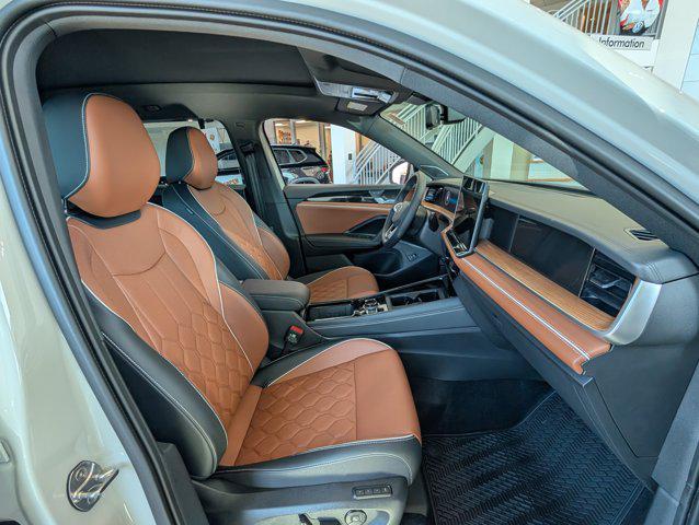 new 2026 Volkswagen Tiguan car, priced at $43,544