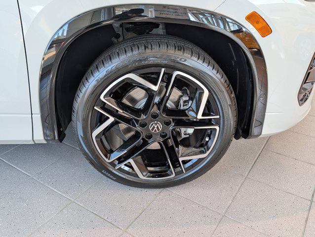 new 2026 Volkswagen Tiguan car, priced at $43,544