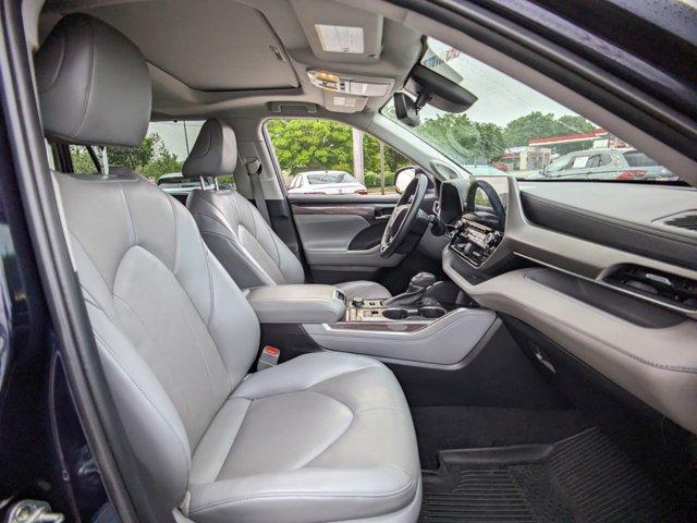 used 2022 Toyota Highlander car, priced at $36,595